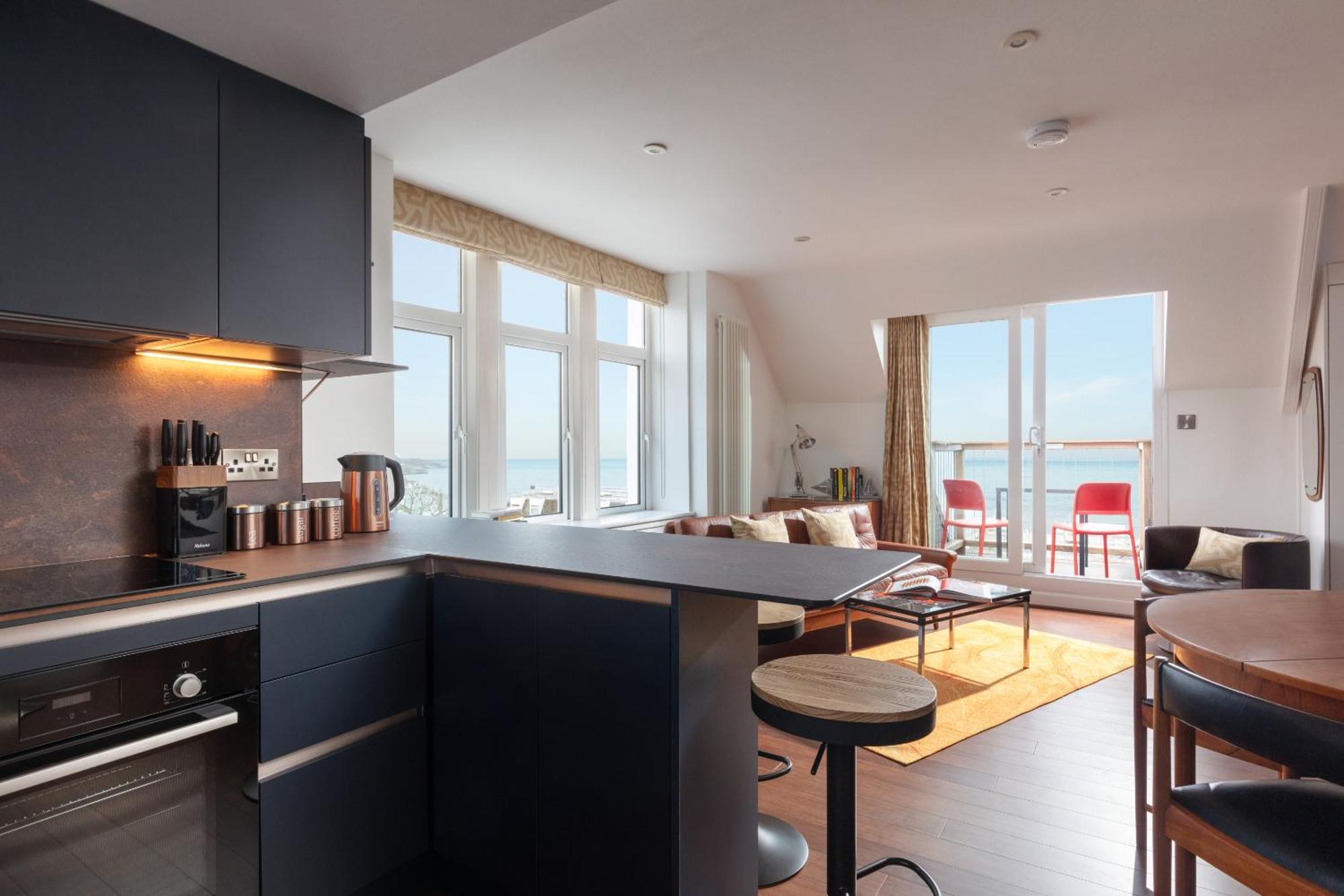 Chelsea House Holiday Apartments Фалмут Номер фото