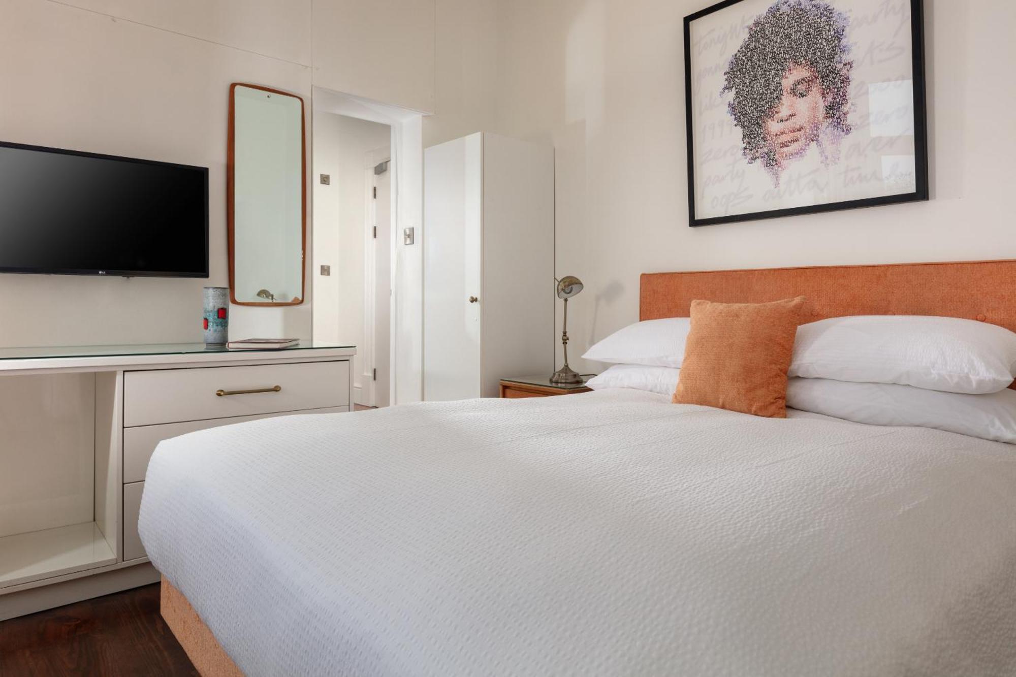 Chelsea House Holiday Apartments Фалмут Номер фото